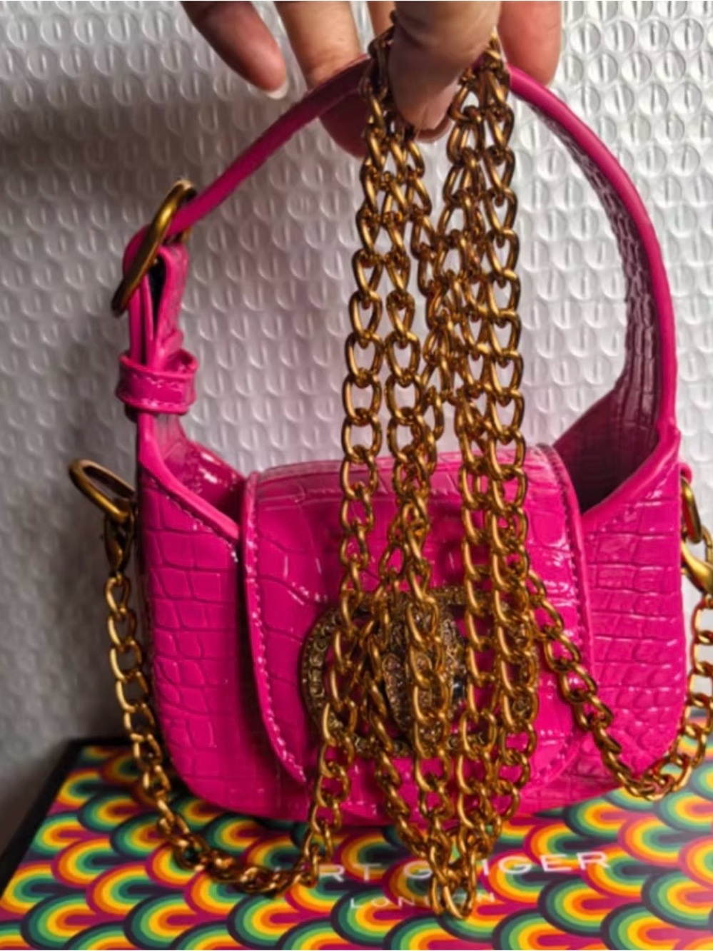 Hot Pink Croc-Embossed Mini Shoulder Bag with Gold Chain 5.5inch by 4inch - Picture 5 of 11